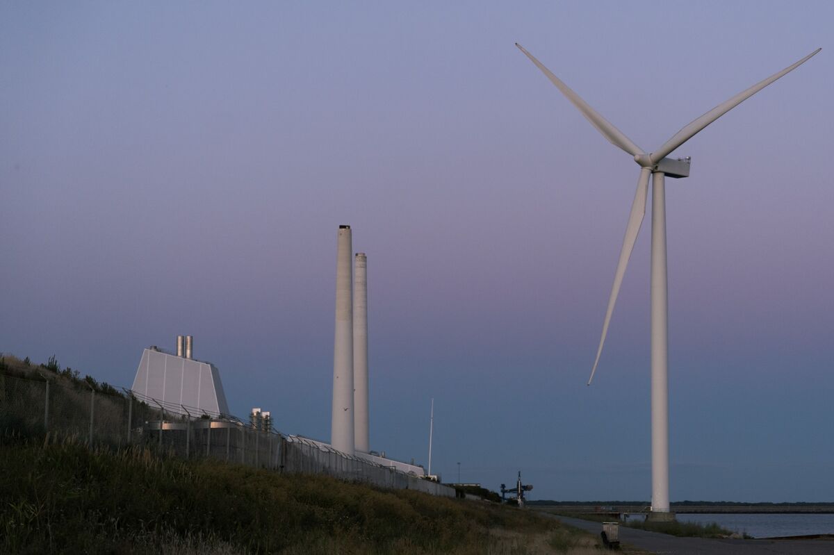 assets.bwbx.io image