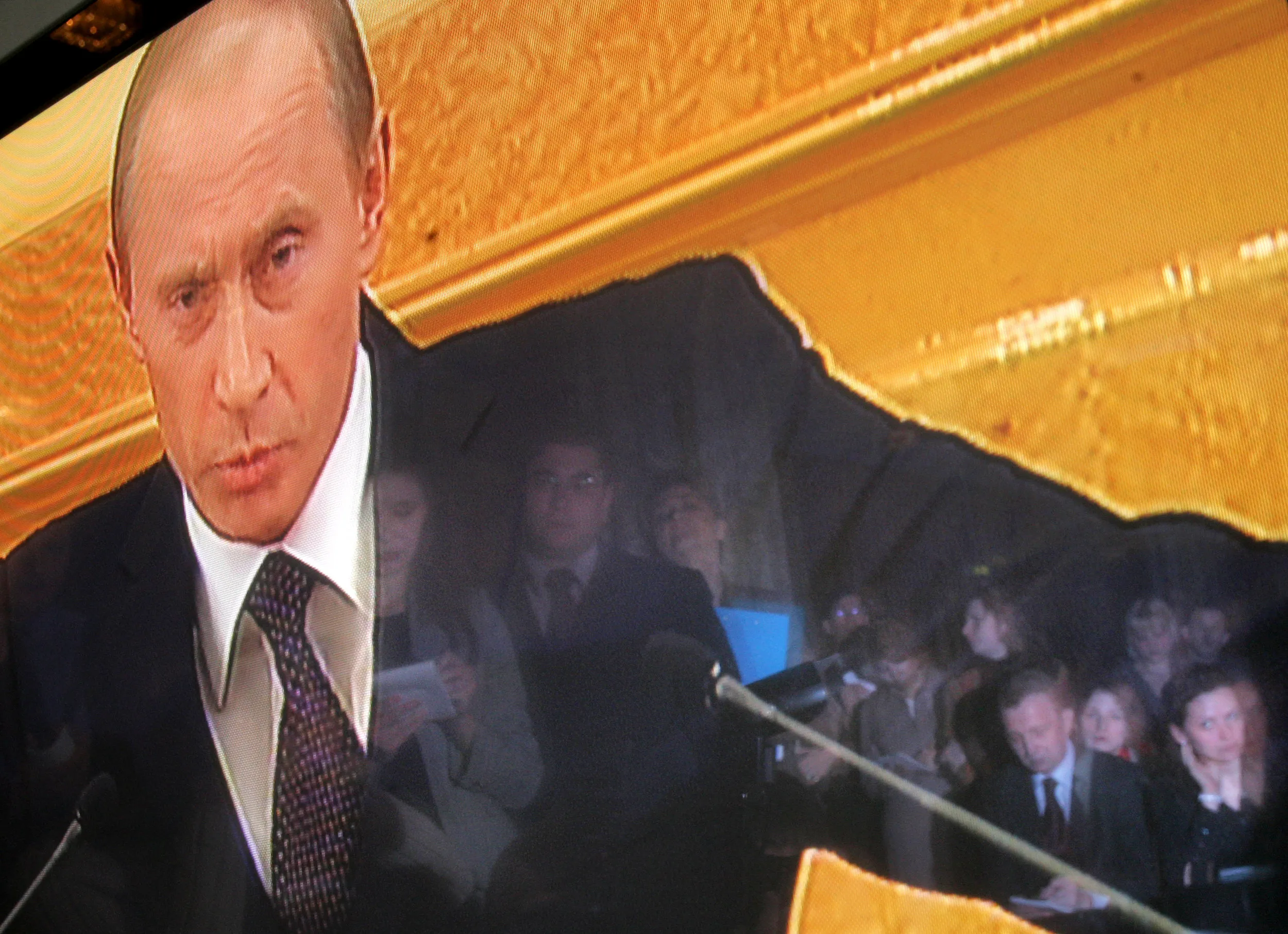 China and Russia's Lies Are Winning Over the Global South - Bloomberg
