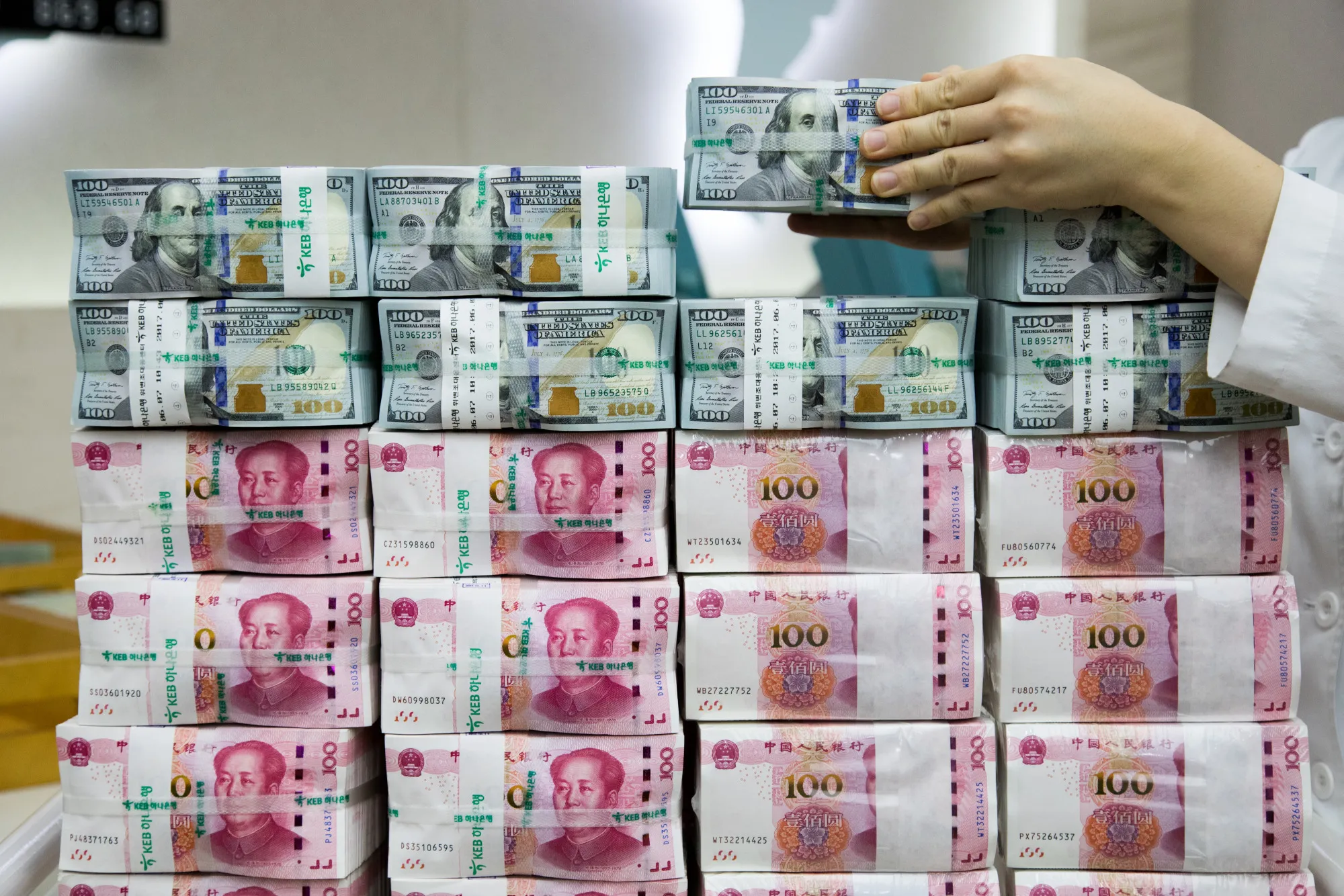 General Images Of South Korean Won And Chinese Yuan Currency Notes