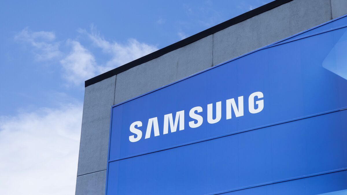 Samsung Scores Deal to Make AI Chips for Tesla Samsung Scores Deal to Make AI Chips for Tesla