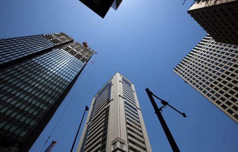 Tokyo Reversing Two-Decade Slide in Office Rentals