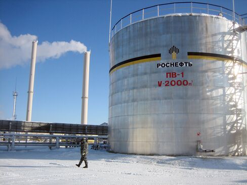 Rosneft-Gazprom Stock Link Busting on Takeover: Russia Overnight