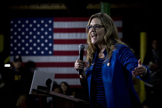 Democrat Wexton Ousts Republican Comstock in Virginia House Race