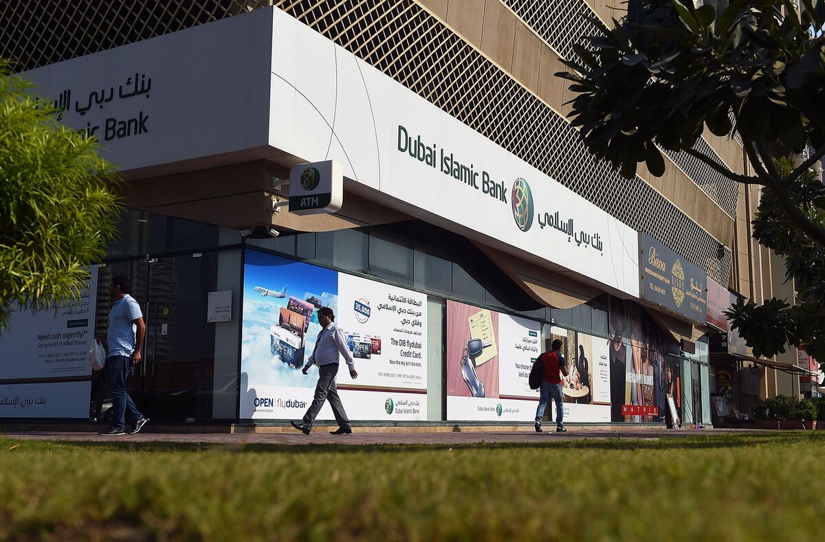 Dubai Islamic Bank Board Recommends Buying Local Competitor