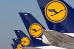 relates to Lufthansa CEO to Brexit Crowd: Don't Leave Us Alone With France