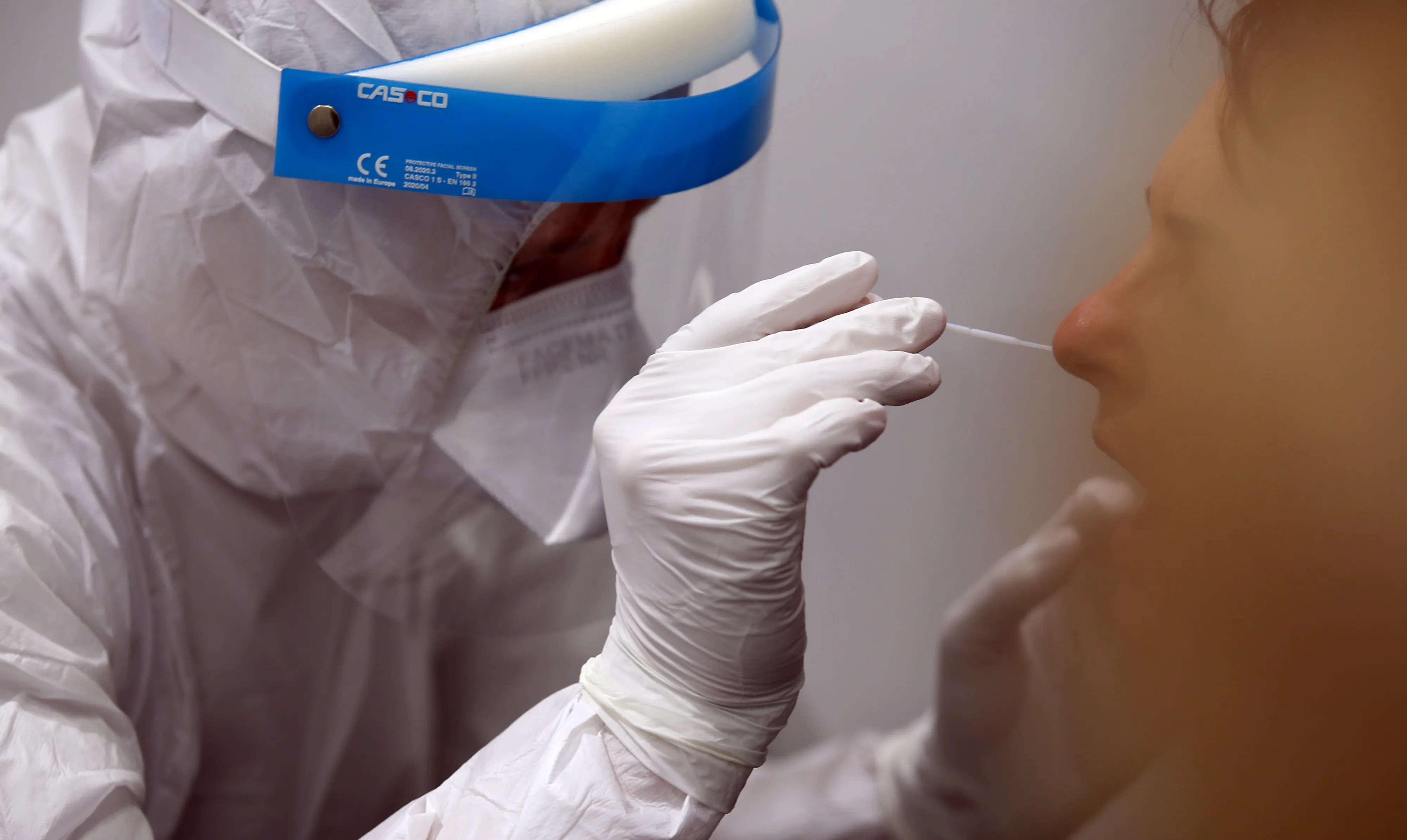 Pre-flight Virus Tests at Deutsche Lufthansa AG as German Deaths Climb 