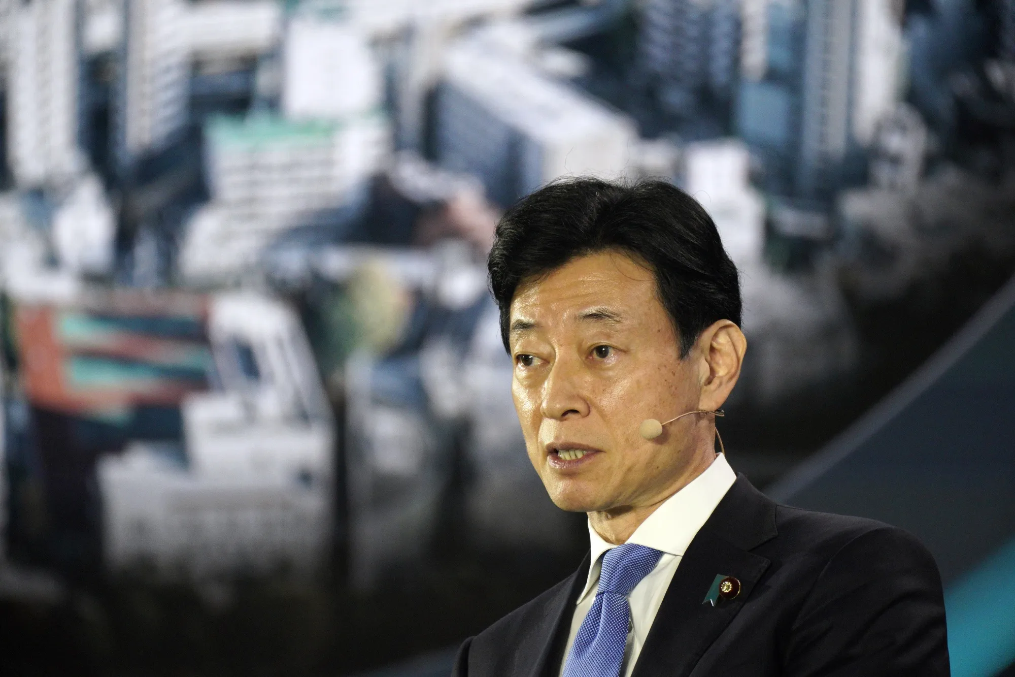 西村経産相、輸出規制での協力強化が「絶対に不可欠」－米で講演