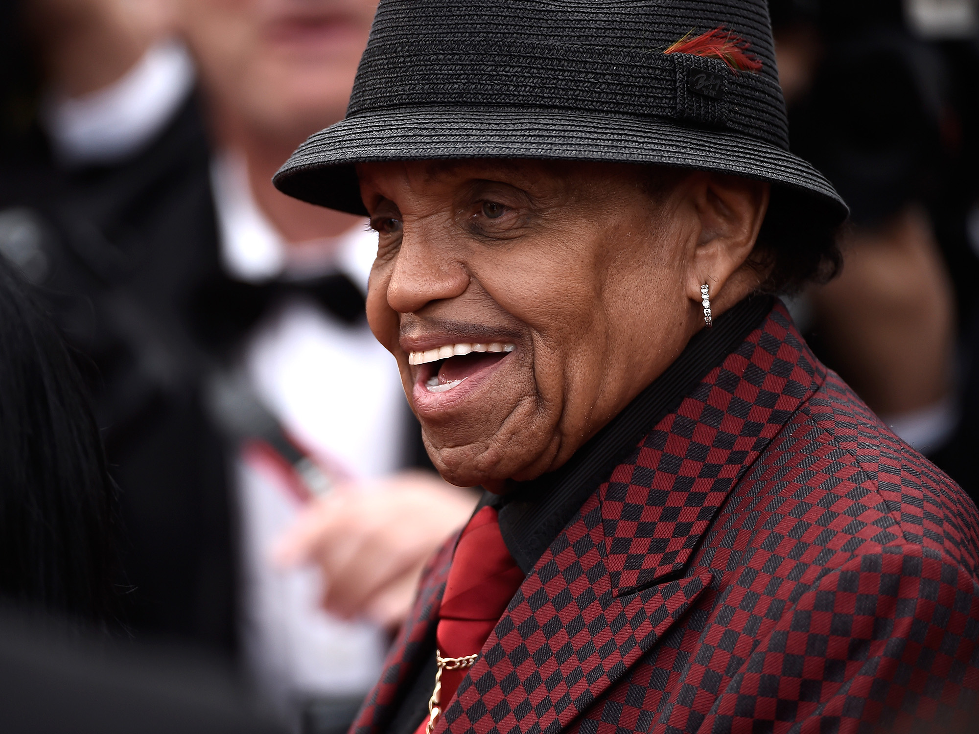 Joe Jackson, Michael's Dad Who Formed Jackson 5, Dies at 89 Bloomberg