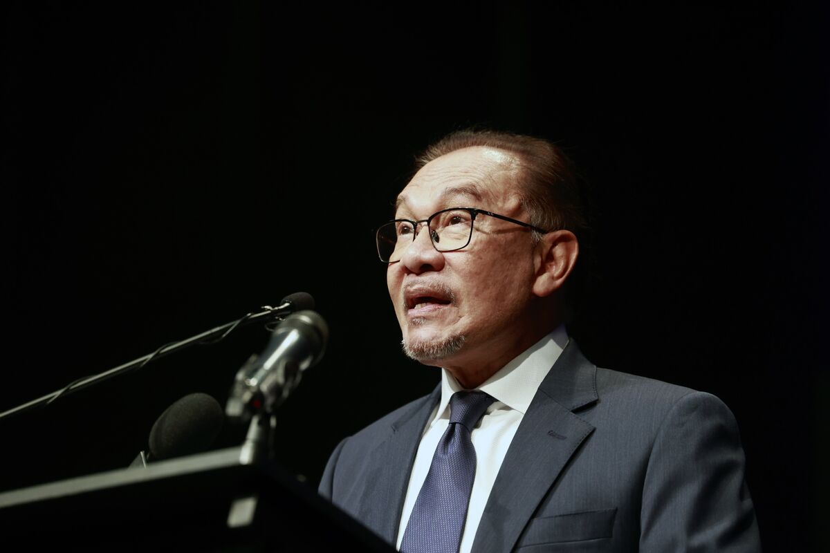 Malaysia PM Says Will Make Special Cabinet Announcement Tuesday