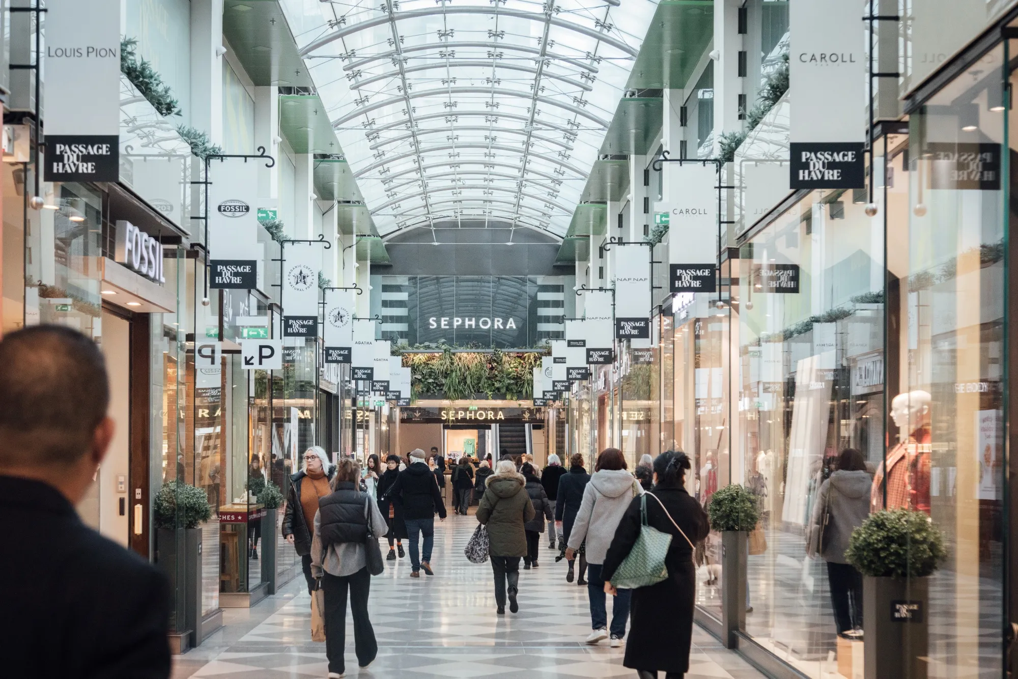 Europe has long been expecting a boost from consumers as incomes grow, inflation cools and interest rates fall.&nbsp;