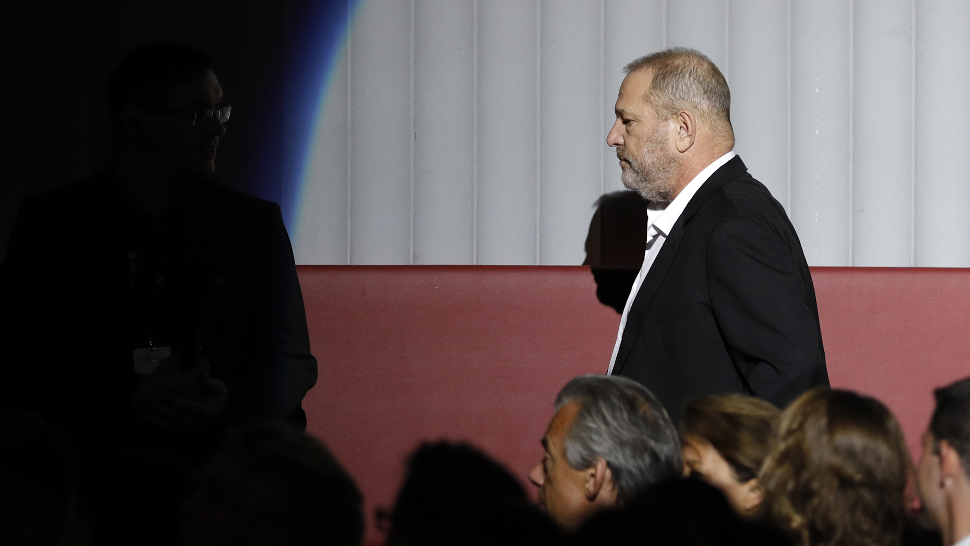 Johnson Makes Rare Speech as Fidelity Deals With Harassment - Bloomberg