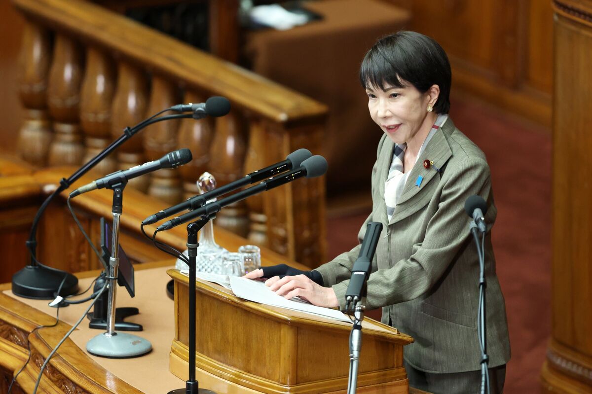 Japan’s Takaichi Seeks Saudi Help on Procuring Energy Supplies