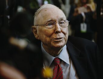 relates to The Charlie Munger Principles to Invest and Live by