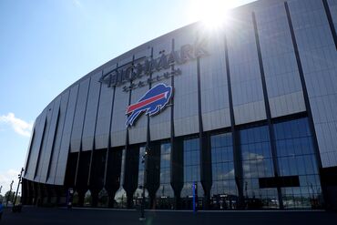 Pittsburgh Steelers v Buffalo Bills
