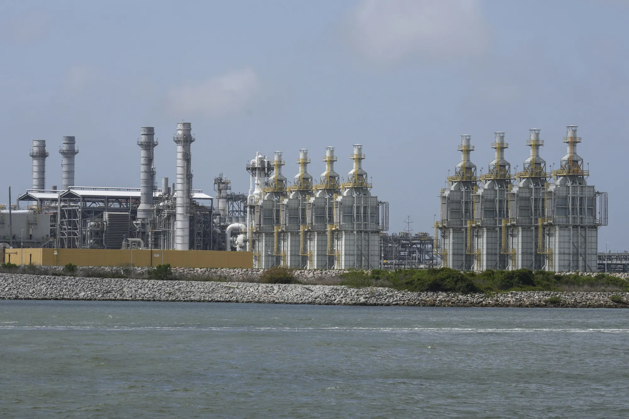 Exxon Mobil Corp.&nbsp;and QatarEnergy's Golden Pass LNG facility in Port Arthur.