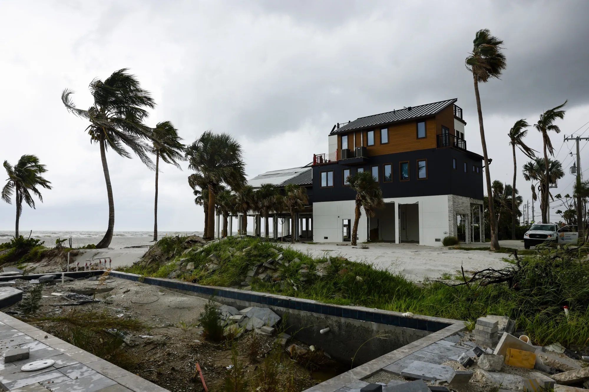 A damaged pool next to a hurricane-resistant home following Hurricane Ian in Fort Myers Beach, Florida,&nbsp;on&nbsp;Aug. 29, 2023.&nbsp;