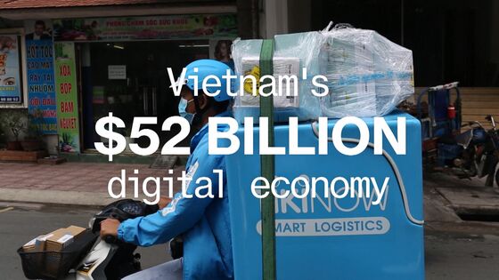 Alibaba, Warburg Want Piece of Vietnam’s Online Boom