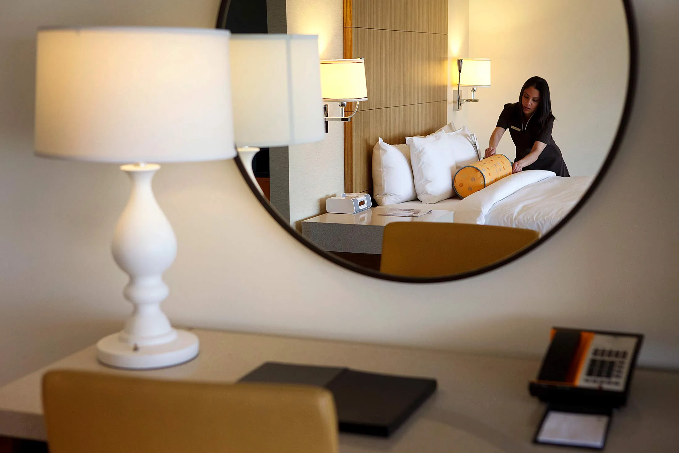 1494005083_hotel-STX