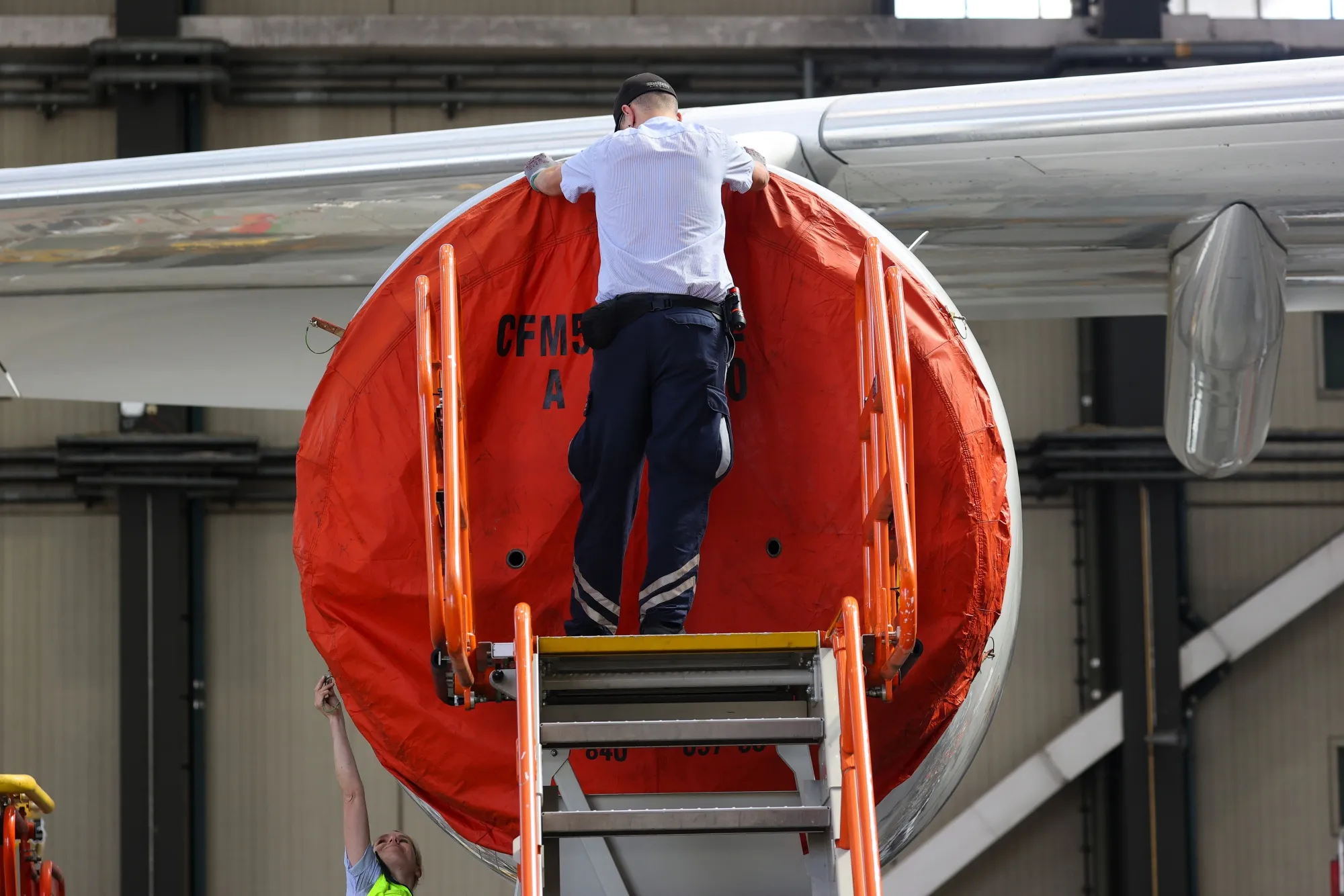 Deutsche Lufthansa AG Maintains Its Grounded Jets