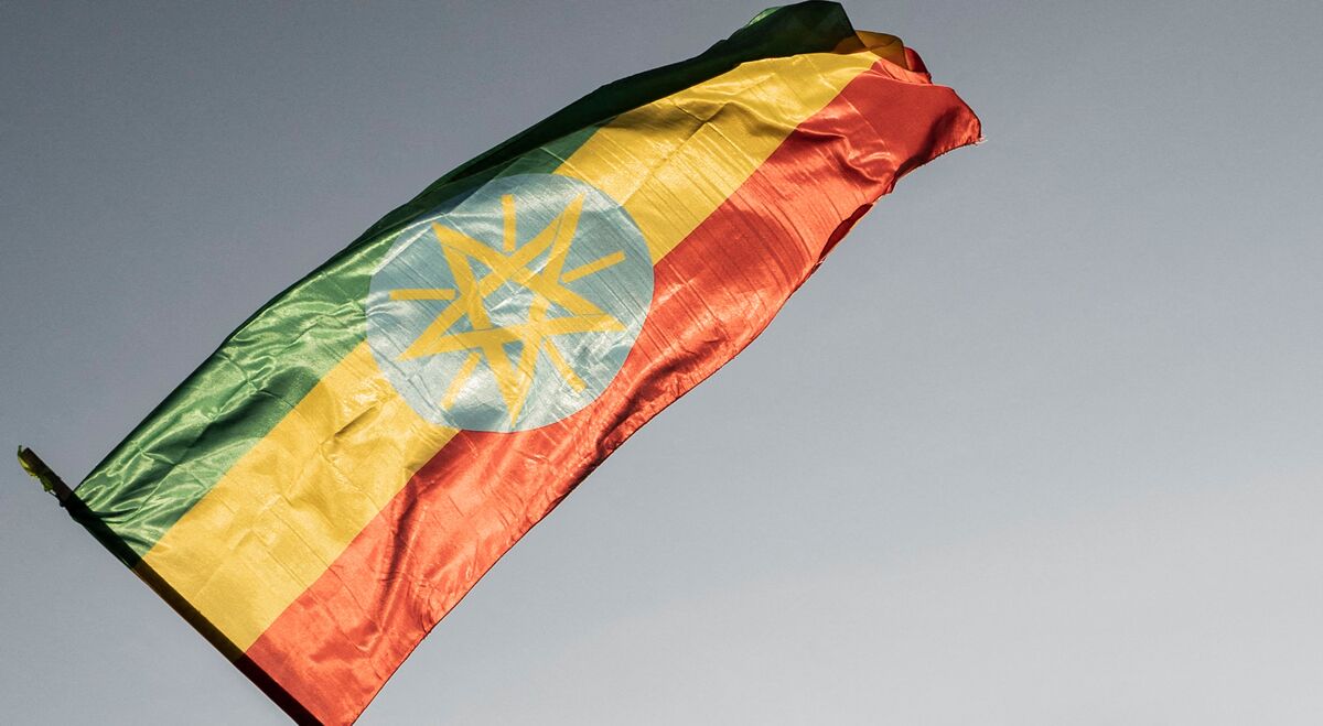 assets.bwbx.io image