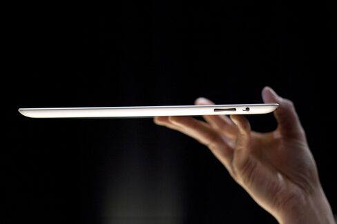 Apple Laps the Tablet Field With Enhanced IPad 2