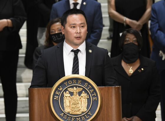 New York Lawmakers Agree to Curb Cuomo’s Powers in Scandal Rebuke