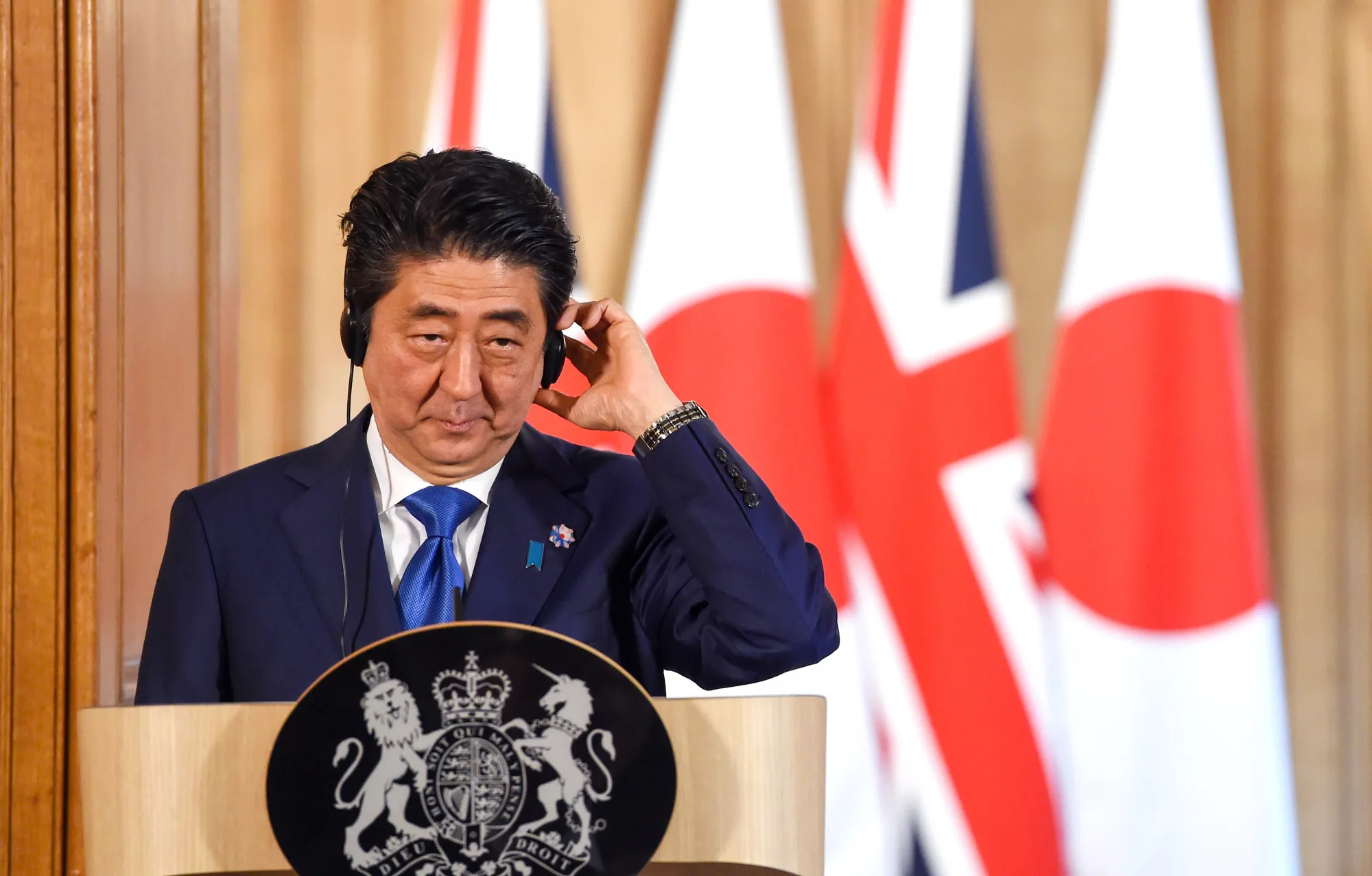 財政出動に前のめりの安倍政権、サミット前に響く不協和音 - Bloomberg