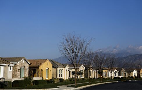 FHA Pullback Boosting Insurers Traders Left for Dead