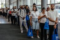 Cooks County Hosts Job Fair To Support Federal Workers Ahead Of US Jobs Report