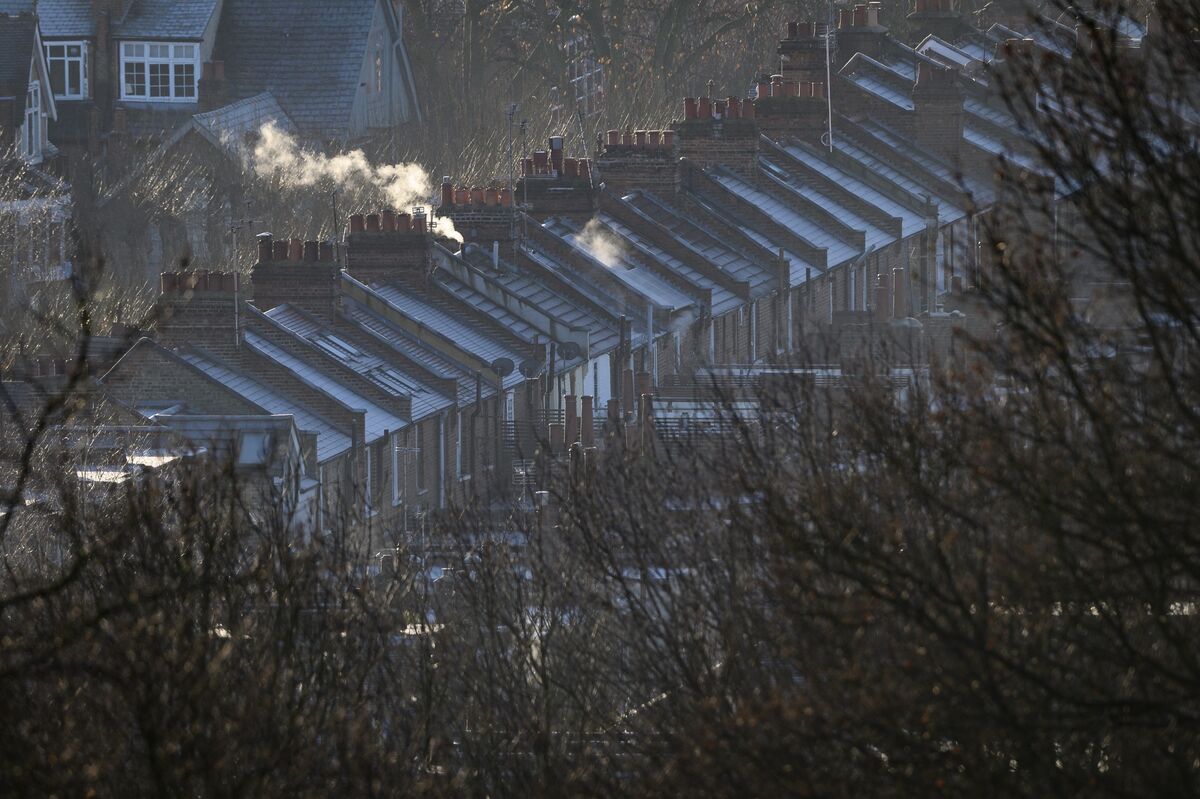 Europe Girds for Another Hike in Energy Bills This Winter