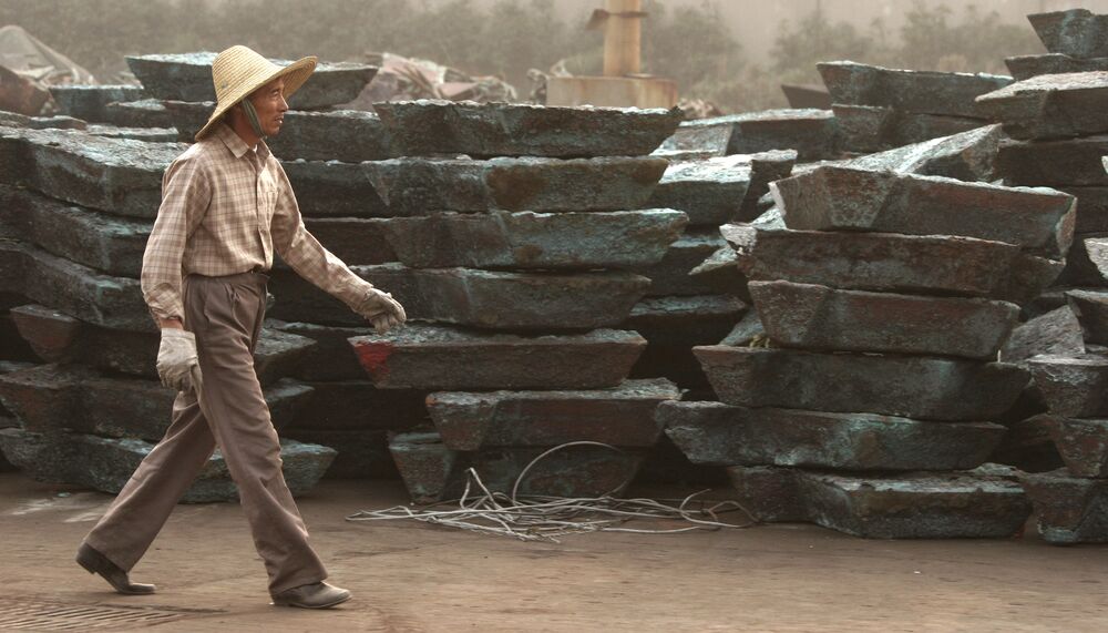 China S Traders Hoard Scrap Copper As Metal Rally Powers On Bloomberg