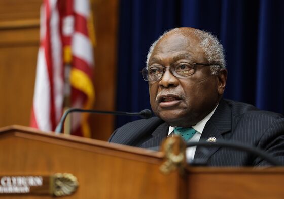 Clyburn Says He Pushed Biden to Put Black Woman on Top Court
