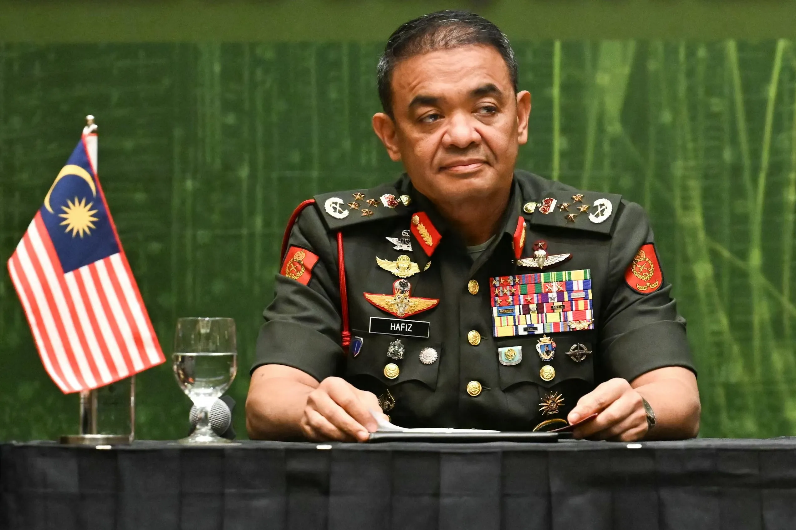 マレーシア陸軍司令官が休職扱い、不正疑惑の調査で－ベルナマ - Bloomberg
