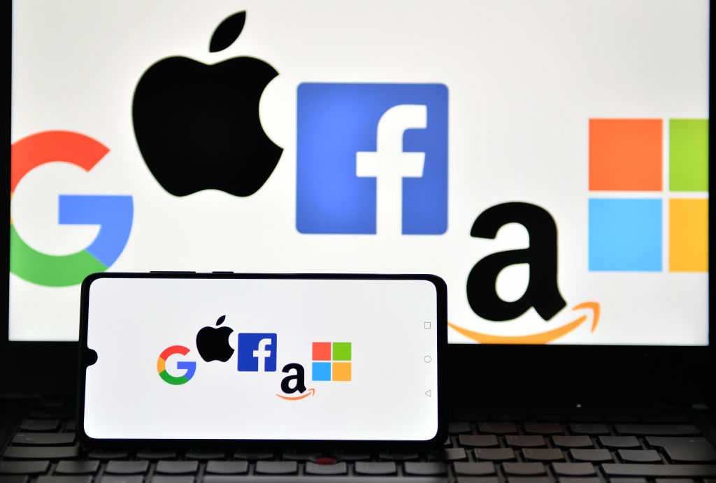 How Can Tech Giants Top a Year Like 2020? They Can&#39;t. - Bloomberg
