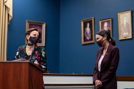 Rival Puerto Rico Bills Dim Democratic Hopes of a 51st State