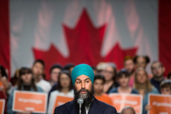 Singh Confident He Can Work With Trudeau in Minority Parliament