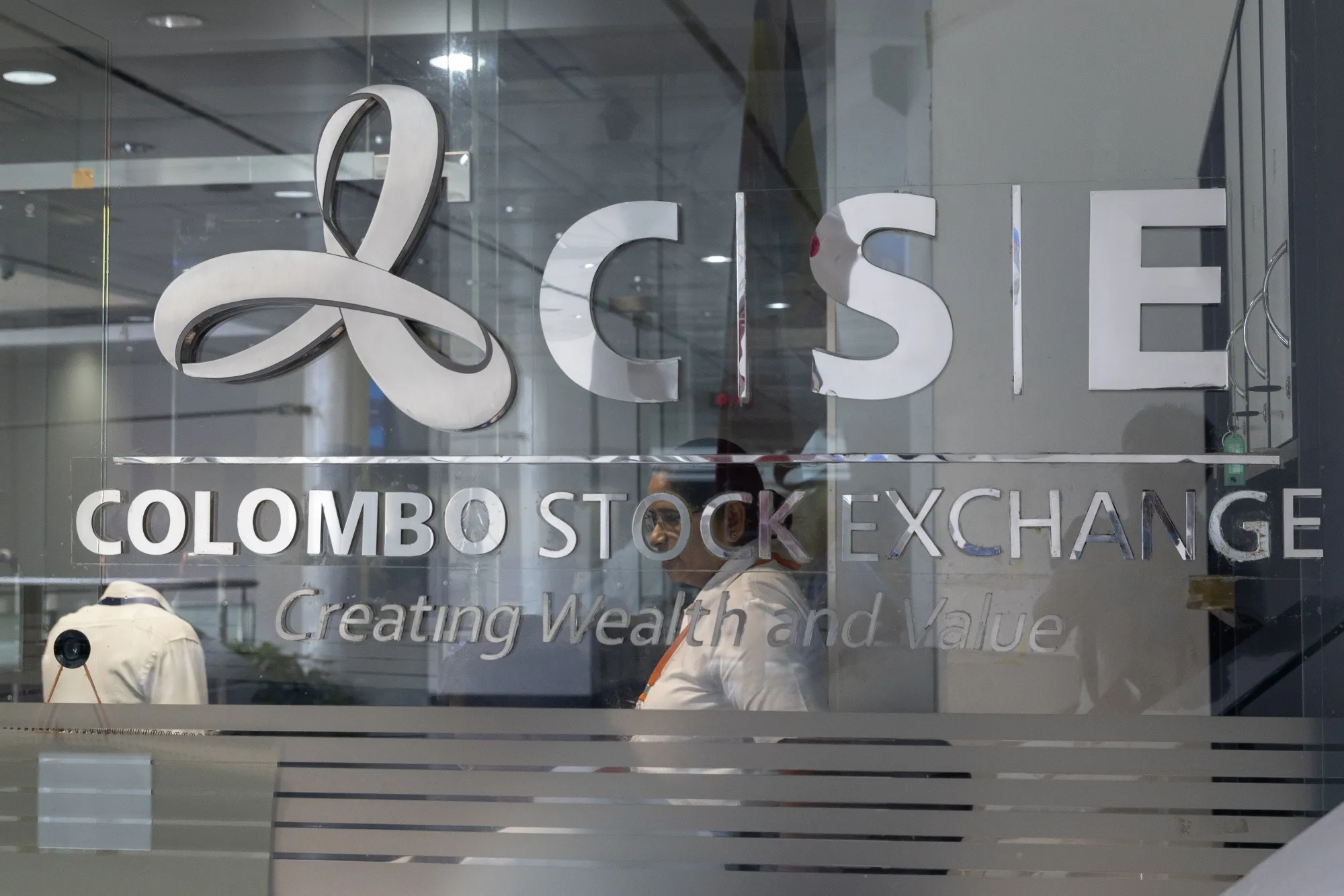 フロンティア市場、2026年も上昇基調維持へ－投資家は資金投入 - Bloomberg