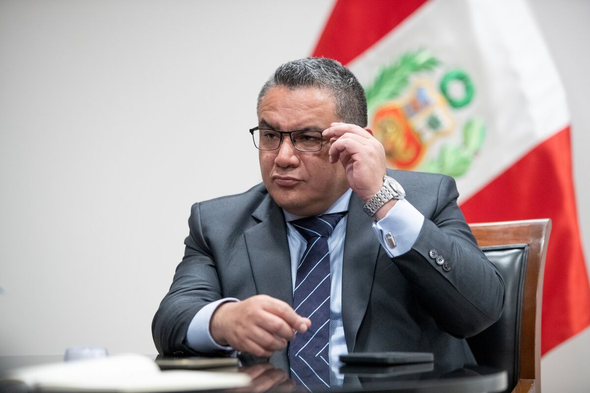 Peru’s Congress Fires Police Czar as Outrage Over Crime Rises