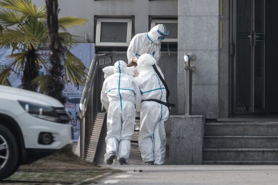Mystery China Virus Spreads in Asia, Infects Health Workers