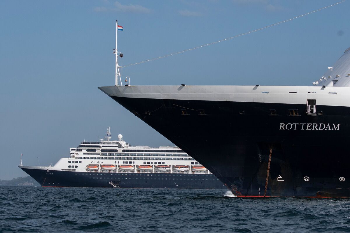 Passengers On Death Ship Plead For Rescue As Virus Strikes Bloomberg