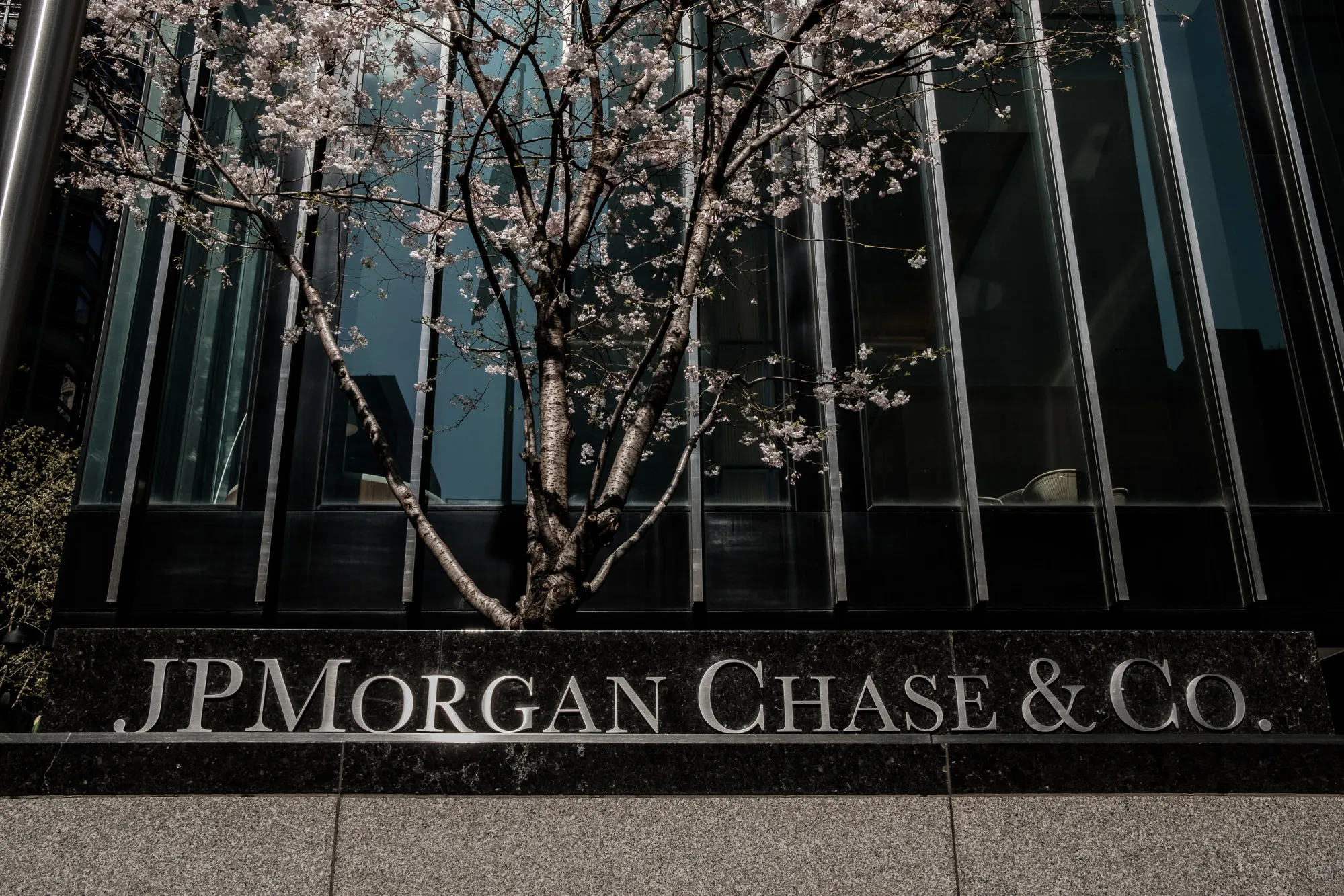 A JPMorgan Chase & Co. Bank Branch Ahead Of Earnings Figures