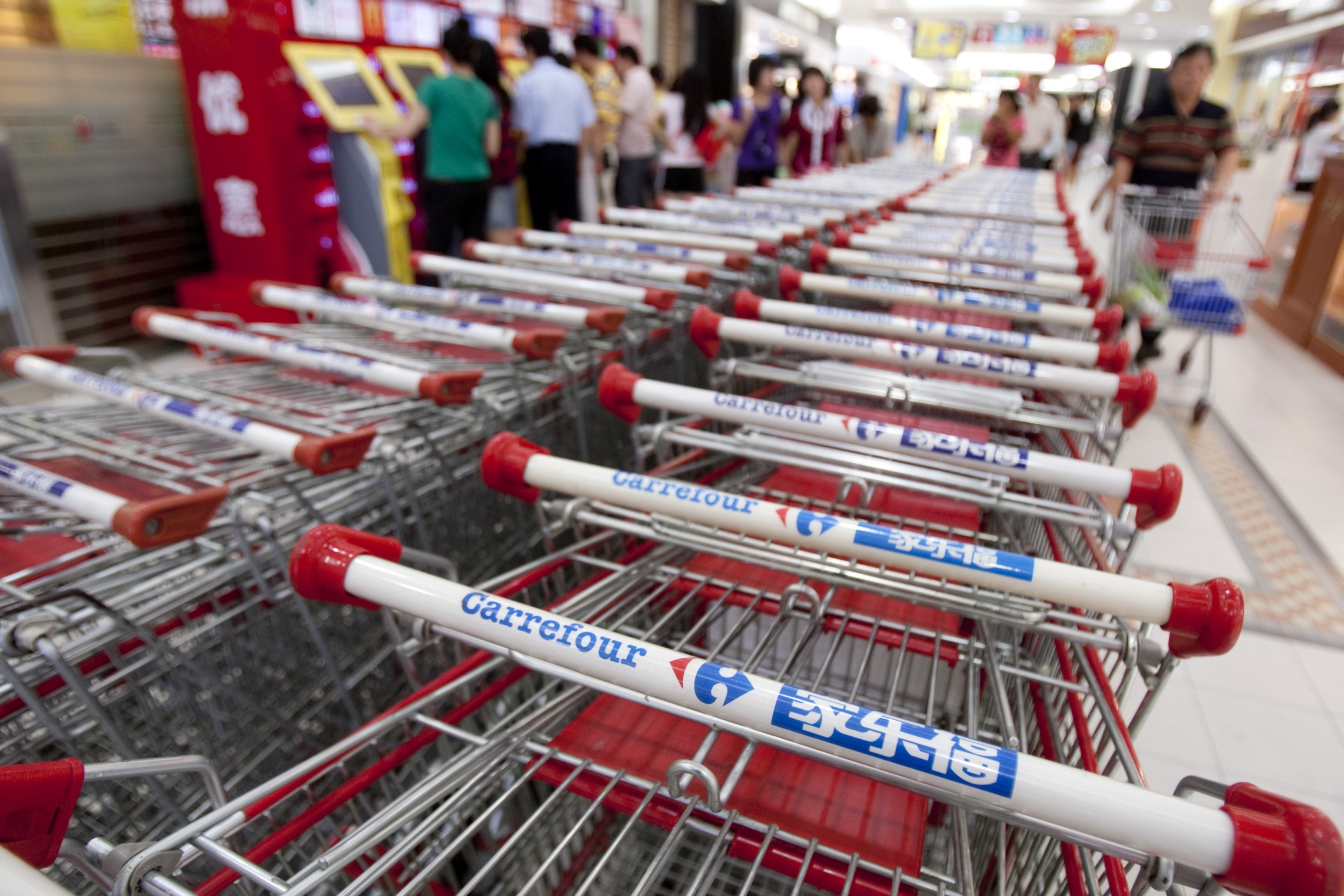 Tesco shrinks in China