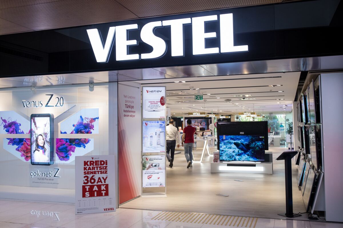 Turkey’s Vestel in Talks to Swap Lira Loans Into Hard Currency