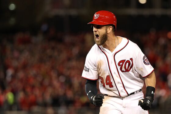 A $330 Million Phillies Deal With Harper Would Break Record