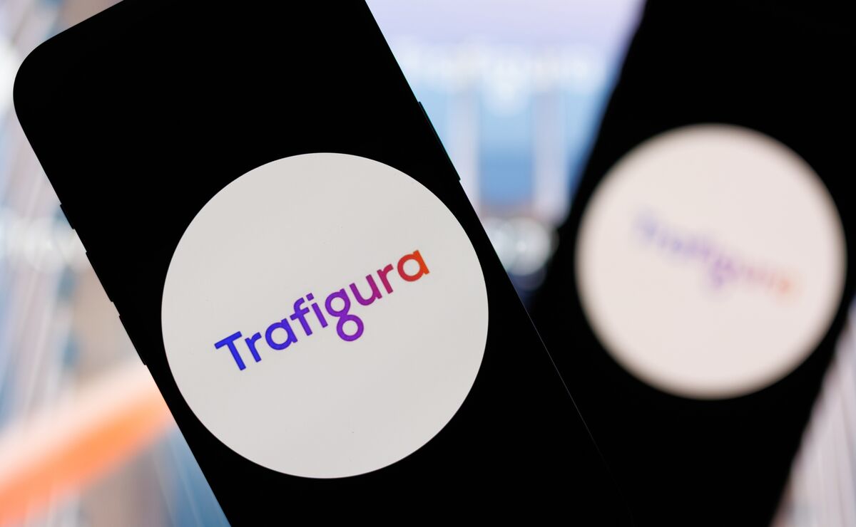 bloomberg.com - Archie Hunter - Trafigura Buys Seven Oil Tankers From SFL as Shipping Costs Rise