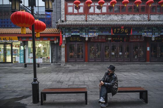 China Retail Shutdowns Spread as Virus Concerns Grow