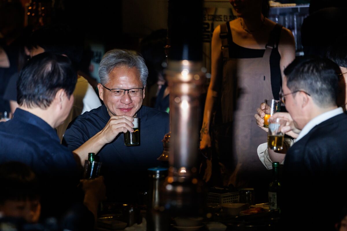 Jensen Huang Commands Seoul Stage With Night of Street Theatre