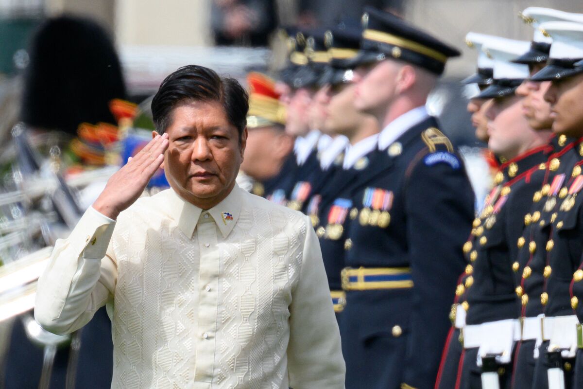 US, Philippines Pledge Stronger Ties as Marcos Visits Pentagon - Bloomberg