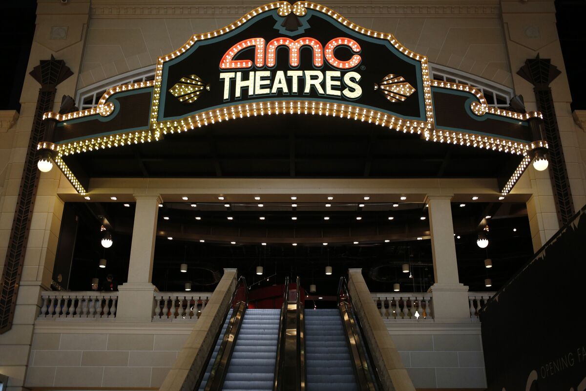 amc theatres universal
