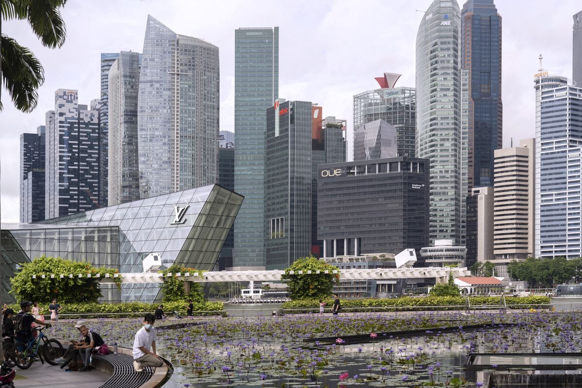 Singapore, Zurich Top Costliest Cities for Luxury Spending Singapore, Zurich Top Costliest Cities for Luxury Spending
